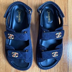 Chanel 21A - “Dad” Sandals - dark navy velvet